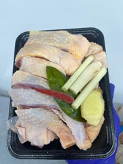 Gà khay chặt sẵn ( kèm sả ớt)