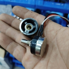 Núm Điều Áp Điều Chỉnh Áp Suất Máy Phun Sơn 395 /490 /495 /595 Minh Phát