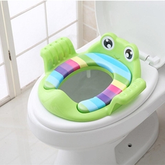 Dụng Cụ Thu Nhỏ Bồn Cầu Cho Bé Có Tay Vịn Chống Trơn Trượt