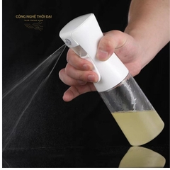 Bình Đựng Dầu ăn 200ml Vòi Xịt Cầm Tay