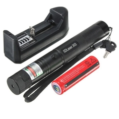 Đèn Pin Laser 303 có nhiều chế độ chiếu