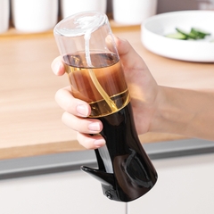 Bình Đựng Dầu ăn 200ml Vòi Xịt Cầm Tay