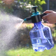Binh Tưới Cây 3 Lit Màu Ngẫu Nhiên