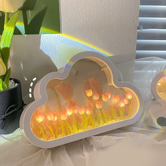 Đèn Ngủ Hoa Tulip Kèm Gương Trang Điểm