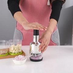 Dụng cụ đập dập hành tỏi
