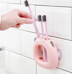 Treo bàn chải đánh răng hình gấu