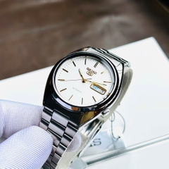 SEIKO SERIES 5 AUTOMATIC OFF WHITE DIAL SNXG47