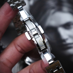 ĐỒNG HỒ NỮ CARNIVAL QUARTZ XÀ CỪ 8160L-VT-MOP