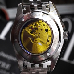 ĐỒNG HỒ NAM XÀ CỪ CARNIVAL AUTOMAITC 8131G-VT-MOP (XÀ CỪ TRẮNG)