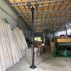 Cột đèn sân vườn DC12
