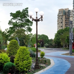 Cột đèn sân vườn DC02