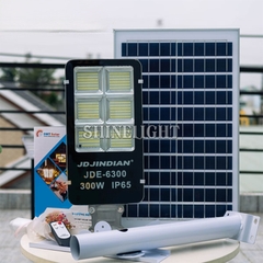 Đèn đường năng lượng mặt trời SL-E300