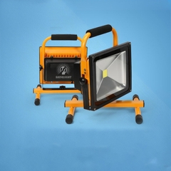 Đèn pha LED sạc tích điện SLSTD