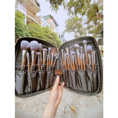Bộ cọ trang điểm chuyên nghiệp Bealy 29 cây cao cấp không kèm túi đựng cọ