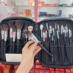 Bộ cọ Celin lông chồn 28 cây Glamour Cây Lông Thú Kèm Bao Da