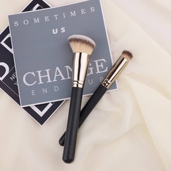 Cọ Trang Điểm Tán Kem Nền MAC #170