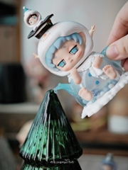 FAYA Standchen Of Snow Kingdom Figure Series