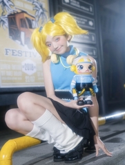 SPACE MOLLY x Powerpuff Girls 400% + 100% Figures - Bubbles