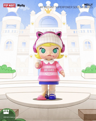 MOLLY My Instant Superpowers Figure Series