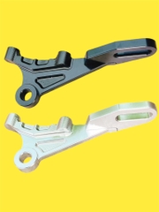 Pát sau Ex 150/155 heo lỗ trụ chân 100