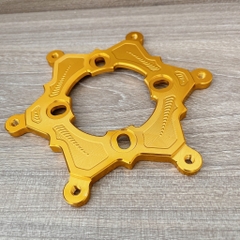 Lòng đĩa KTM từ 6 lỗ ra 4 lỗ màu vàng
