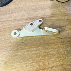 Pát sau Ex155/150/135 đĩa 220mm xài heo 4 Pis Adelin, Fando