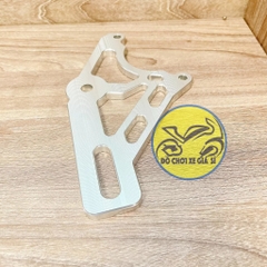 Pát sau Wave/Sirius/Future/Dream đĩa 220mm xài heo SH màu trắng