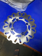 Đĩa sau Mẫu bông Ex 135 220mm