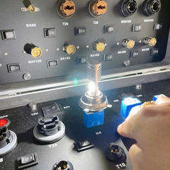 Đèn led chân H4