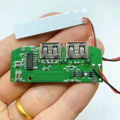 Mạch sạc dự phòng có thêm bảng đèn led siêu sáng