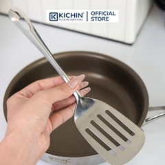 Xẻng inox cao cấp 304 Kai Nhật Bản có lỗ lật đồ ăn