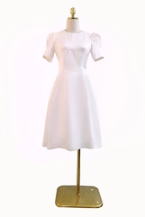 Váy lụa ép hai mặt cao cấp cổ tròn tay bồng Trắng