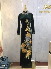 Áo dài nhung đính đá mẹ Xanh Rêu