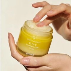 Kem dưỡng sáng da mờ thâm Goodal Green Tangerine Vita C Dark Spot Care Cream