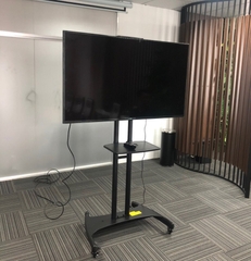 Giá treo Tivi di động NB AVA1500 từ 32 inch - 75 inch chính Hãng