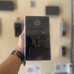 Nút nhấn Camera chuông hình Hikvision DS-KV6133-ME1 (PoE)