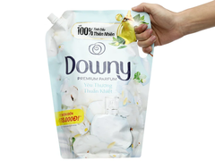 Nước xả Downy túi yêu thương thuần khiết 2.2L
