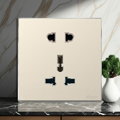 Bộ ổ cắm 3 chấu đa năng và ổ cắm 2 chấu thường mặt vuông màu Sâm Panh (chamgagne) Simon S6 581080V-46