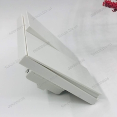 Bộ công tắc đôi, một chiều lắp đế âm chuẩn vuông màu trắng Simon E6 721021