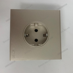 Bộ Ổ cắm đơn Schuko 16A có chân tiếp địa chuẩn vuông màu Sâm Panh (Champagne) Simon E6 721687-46