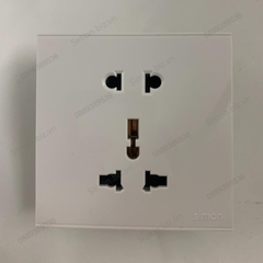 Bộ Ổ cắm 3 chấu đa tiêu chuẩn 10A và ổ cắm 2 chấu dùng cho chấu tròn&dẹt mặt vuông màu trắng Simon E6 721080