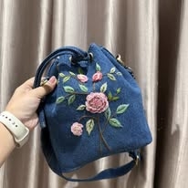 Túi bucket dây rút s18 thêu 565