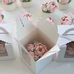HỘP ĐỰNG BÁNH CUPCAKE HOẶC QUÀ TẶNG MẶT MICA GIẤY KRAFT PHONG CÁCH CỔ ĐIỂN T.CRAFT HOUSE