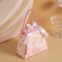 HỘP QUÀ TẶNG CAO CẤP CÓ DÂY XÁCH TRI ÂN BẠN BÈ, KHÁCH MỜI T.CRAFT HOUSE