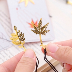 THẺ ĐÁNH DẤU SÁCH BOOKMARK BẰNG KIM LOẠI CAO CẤP HÌNH CỎ VÀNG T-CRAFT