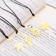 THẺ ĐÁNH DẤU SÁCH BOOKMARK BẰNG KIM LOẠI CAO CẤP HÌNH CỎ VÀNG T-CRAFT