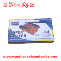 Bàn cắt gỗ A4 Suremark SQ-2103