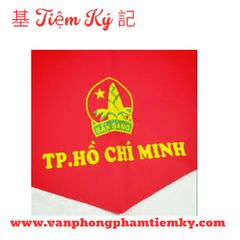 Khăng quàng có chữ TP.HCM