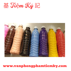 Màu nước lít chai nước suối