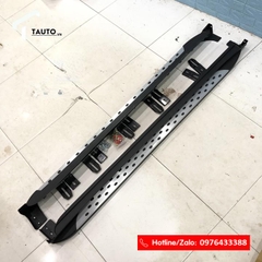 Bậc, Bệ bước chân Hyundai KONA chấm bi